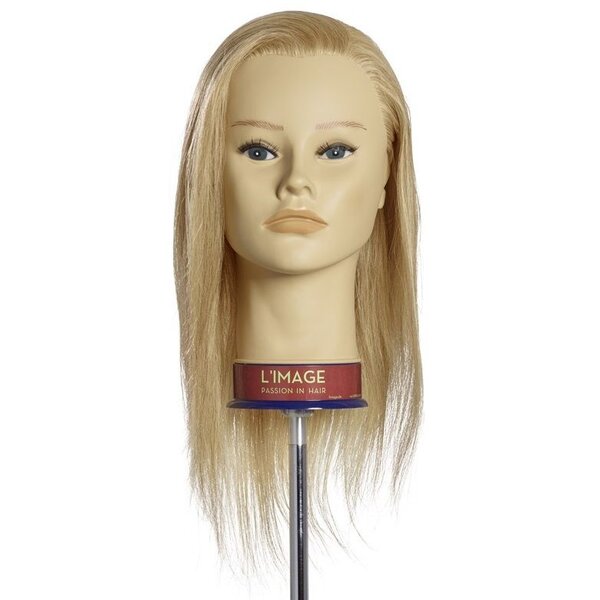 Practice head Carola