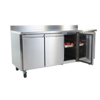 Table réfrigérée | 3 Portes avec dosseret | 417L - 950(H) x 1795(L) x 700(P)mm