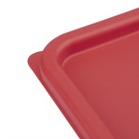 Couvercle polyéthylène carré rouge 17Hx192Lx192P mm