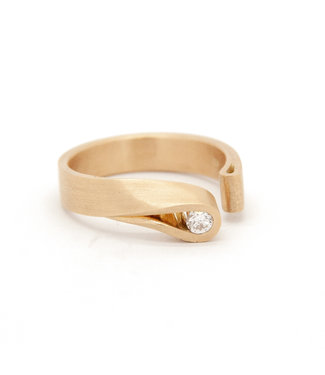 Vincent van Hees 14krt yellow gold ring size 56