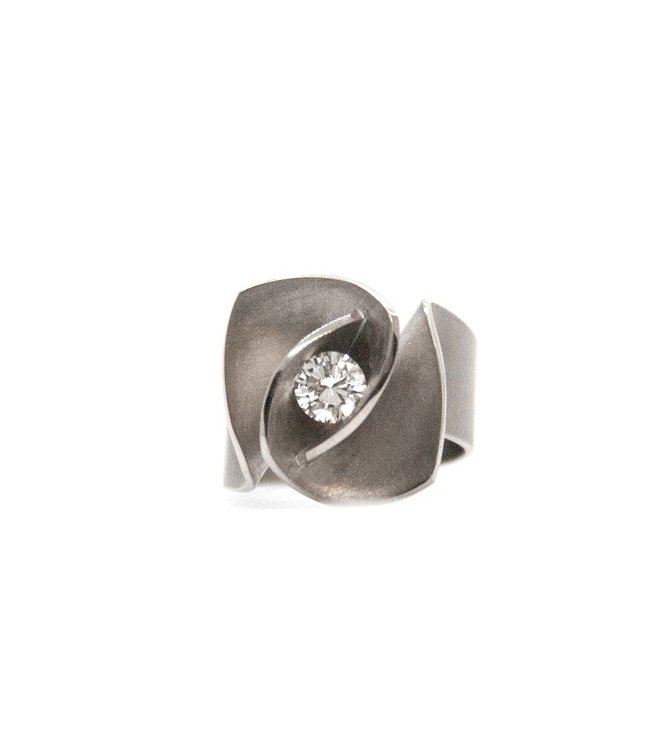 Cardillac Iris Ring medium brilliant 0,61crt