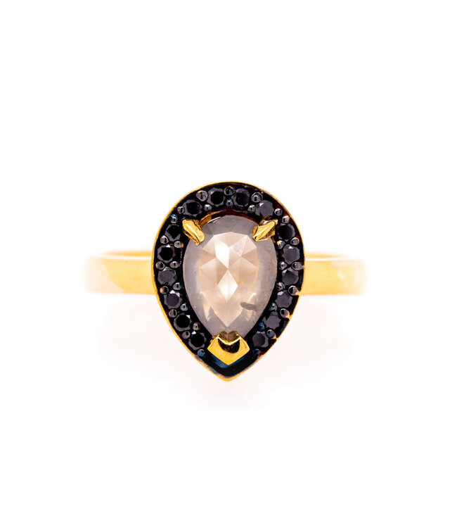 W. de Vaal Ring 14 krt Gelbgold.