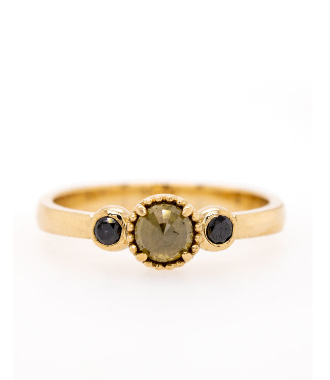 W. de Vaal 14 Crt Yellow Gold Ring with Rose diamond