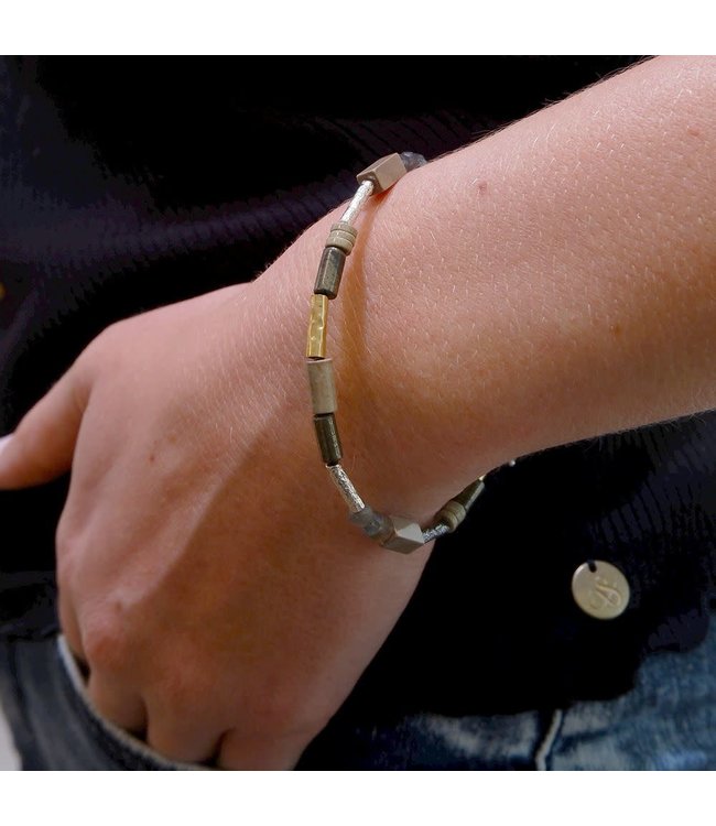 Jeh Jewels Armband mit Perlen aus Howlith, Labradorit und Hämatit