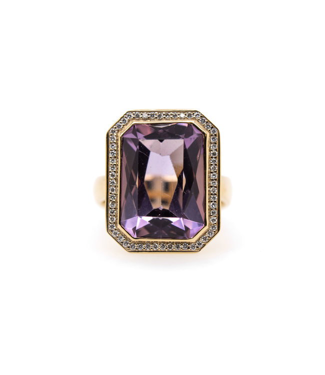 W. de Vaal 14 Karat Gelbgold Ring mit Amethyst und Diamant Größe 18