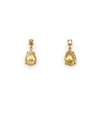 W. de Vaal Ohrringe aus 14 Karat Gelbgold mit 4,2 Karat rosafarbenen und 0,18 Karat gelben Diamanten krt geelgouden oorbellen met 4.2ct roos- en 0.18ct gele diamanten