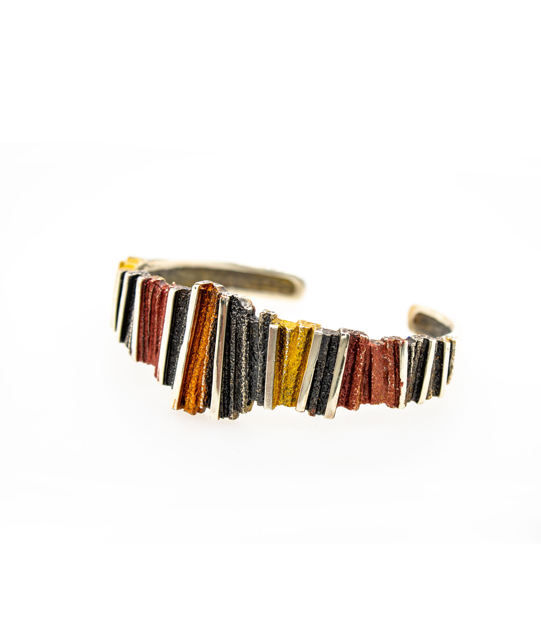 Arior Barcelona Bracelets: Masterpieces of Style and Elegance