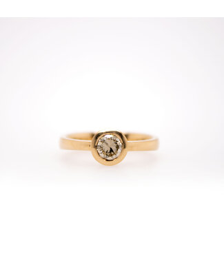 W. de Vaal Ring 18 karaat Licht rosegoud met Brown diamant 0.51