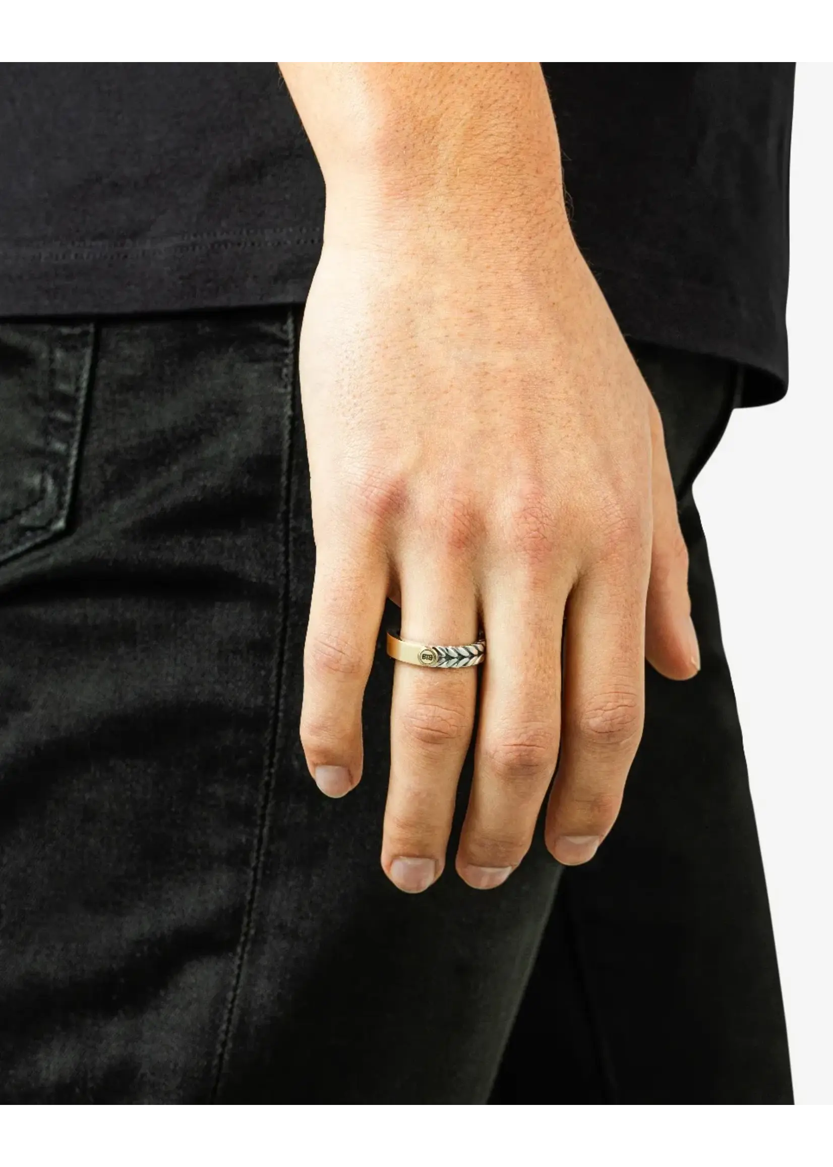 Buddha to Buddha Buddha to Buddha Barbara Small Dual Ring Bicolor