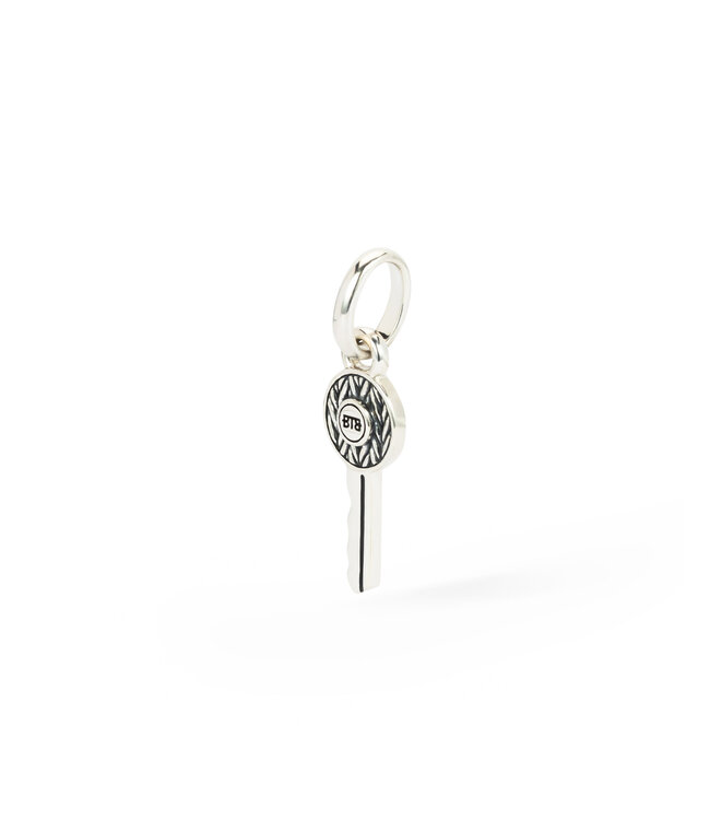 Buddha to Buddha Key Anhänger Silber