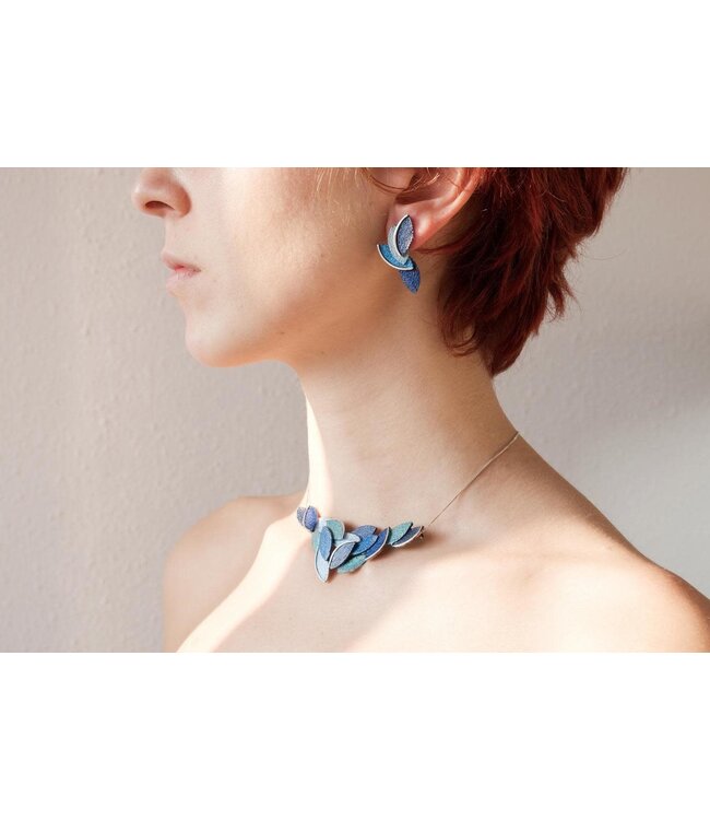 Arior Barcelona Eire blue necklace
