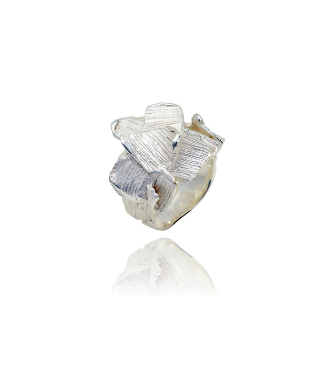Arior Barcelona Small Summum Ring