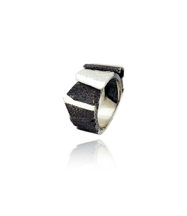 Arior Barcelona Equilibri Ring