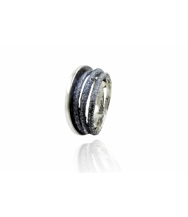 Arior Barcelona Dynamic Little Ring