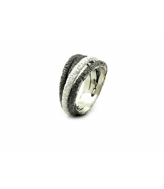 Arior Barcelona Medium Sira Ring