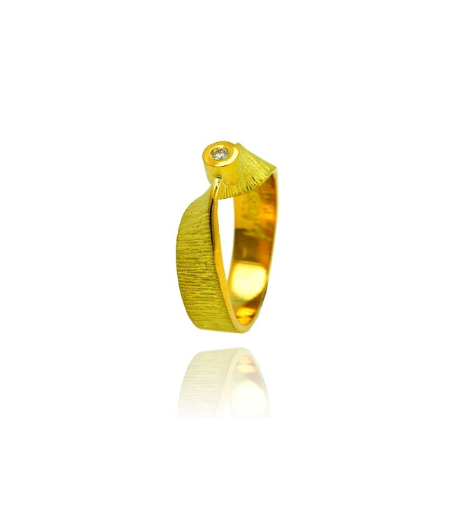 Arior Barcelona Moebius Small Ring