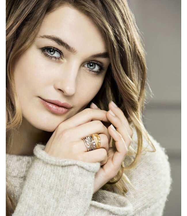Cammilli Firenze Dune Collection Ring, 18Kt 4 Dia ct. 0.27