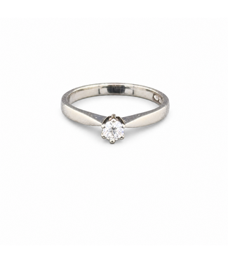 Witgouden solitairring met briljant 0,12 ct maat 17