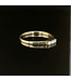 Geelgouden ring met 3 zirkonia's maat 18,5