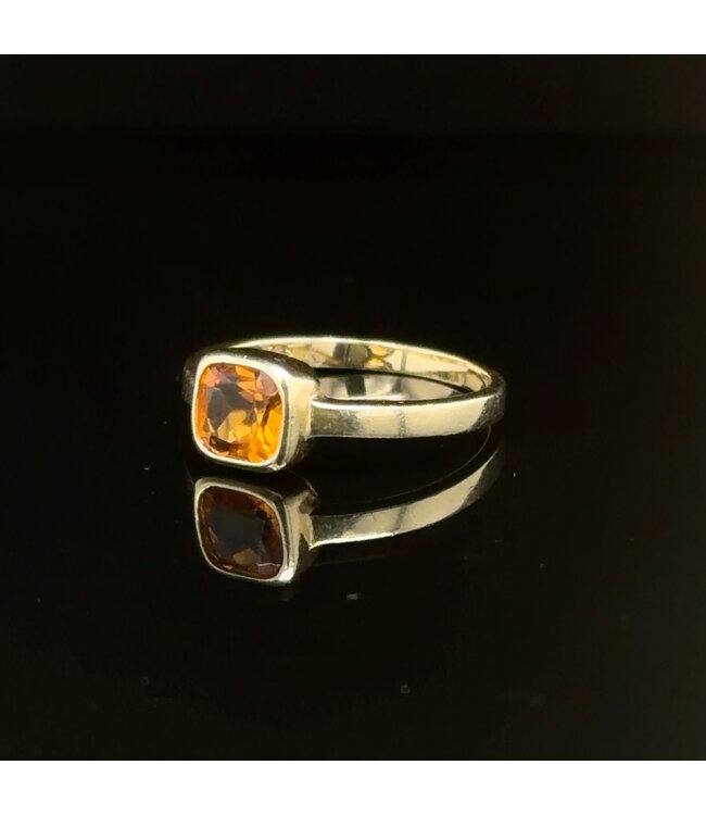 Geelgouden ring met citrien maat 17