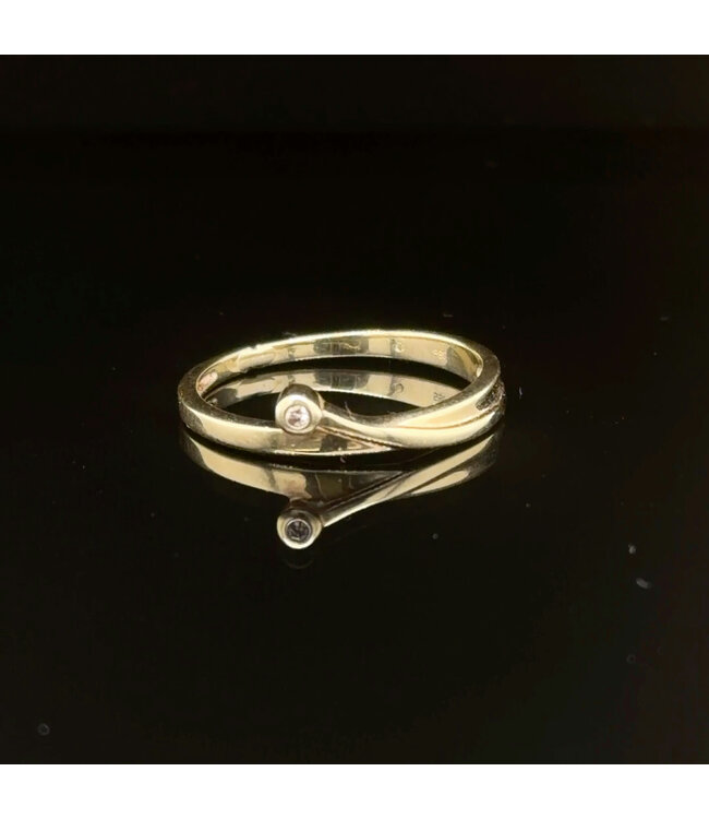 Geelgouden ring met diamant maat 17
