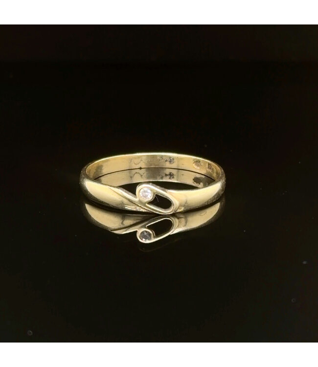 Geelgouden ring met diamant maat 17 3/4