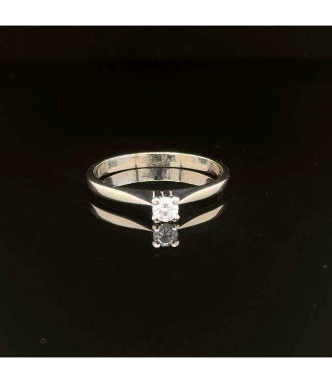 Witgouden ring met diamant maat 16,5