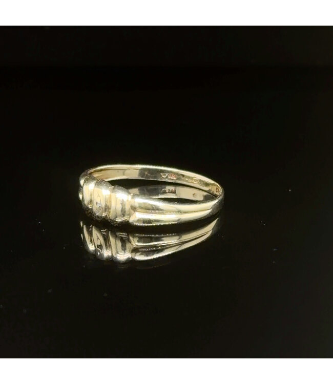 Geelgouden ring met diamant maat 17