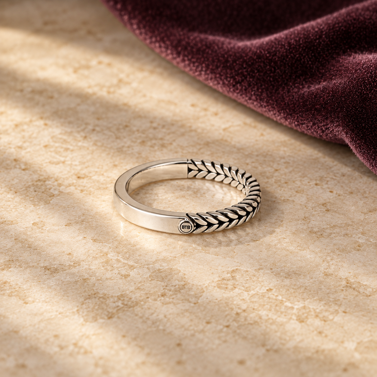 Silberne Buddha to Buddha Ringe kaufen bei Juwelier De Vaal