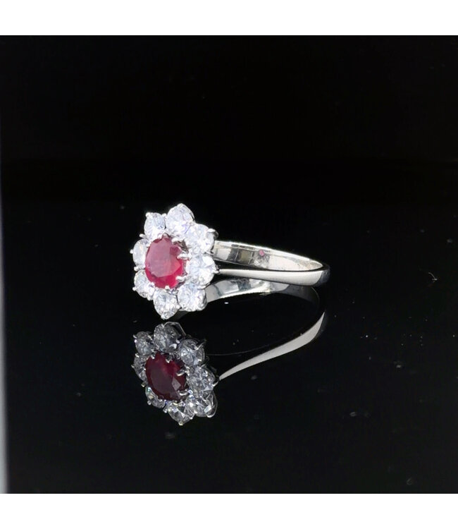 Witgouden ring met diamant en robijn 14 karaat maat 18,5