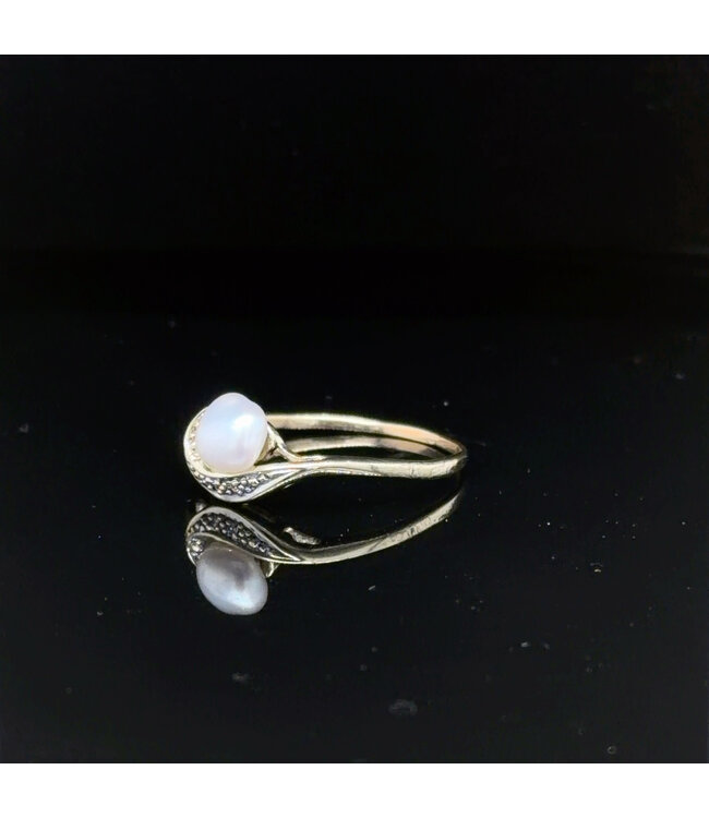 Gelbgoldring mit Perle und Diamant, 14 Karat, Groesse 19