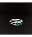 Geelgouden ring met groene steen en diamant 14 karaat maat 17,75