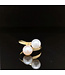 Geelgouden ring met twee parels 14 karaat maat 17,75
