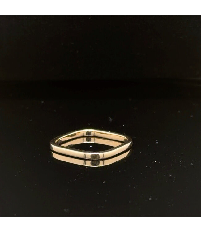 Geelgouden vierkante ring 14 karaat maat 16,25