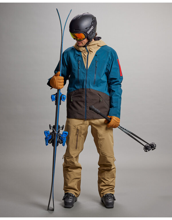 The Mountain Studio Gore-tex Pro 3L Shell Jacket - Reflecting Pond