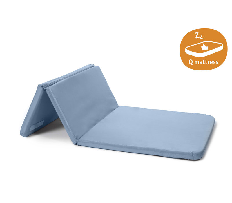 Instant travel cot blue whale