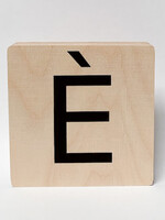Minimou Houten letter È