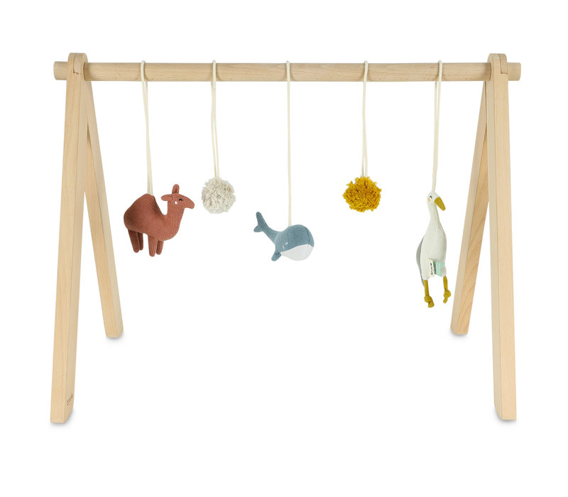 Activity arch - Camel - Heron - Whale