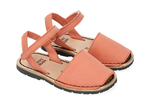 Happymess Menorcan sandals cinnamon