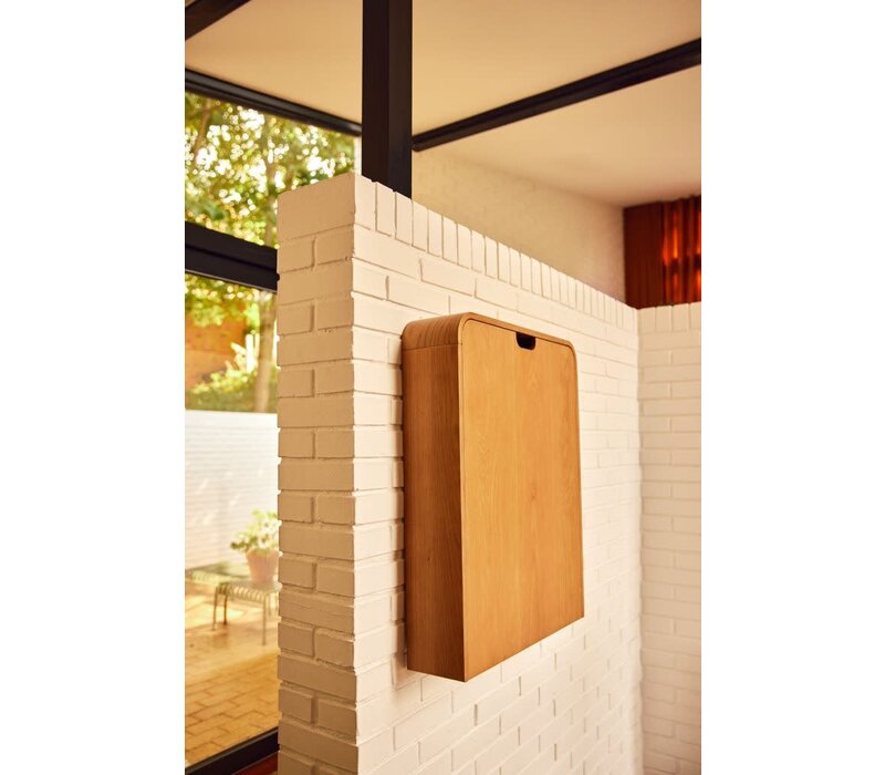 NOVA Wall hanging changing unit Oak