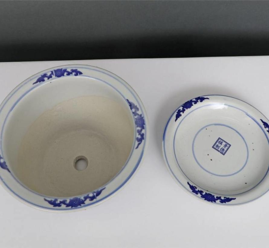 China Porcelain Flowerpot Blue-White with Dragon Motif Ø 40cm