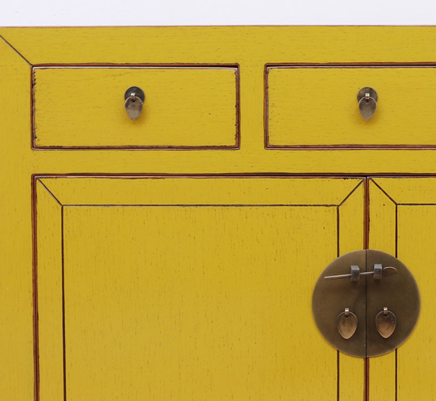 Chinese dresser  Oriental / Asian style black yellow