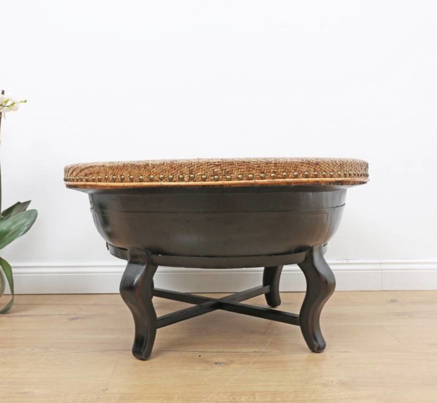 Old round table bamboo braid metal belt black