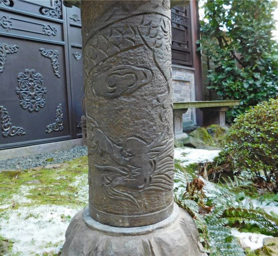 Chinese stone lantern with dragon motif for balcony & garden