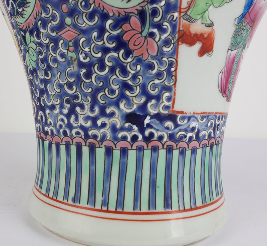 Chinese porcelain lidded vase 40 cm high Ø 25cm hand painted