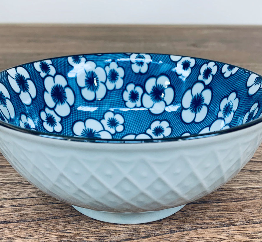 Chinese porcelain bowls set