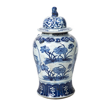 Yajutang Chinese Porcelain Lid Vase
