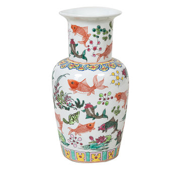 Yajutang Chinese porcelain lidded vase