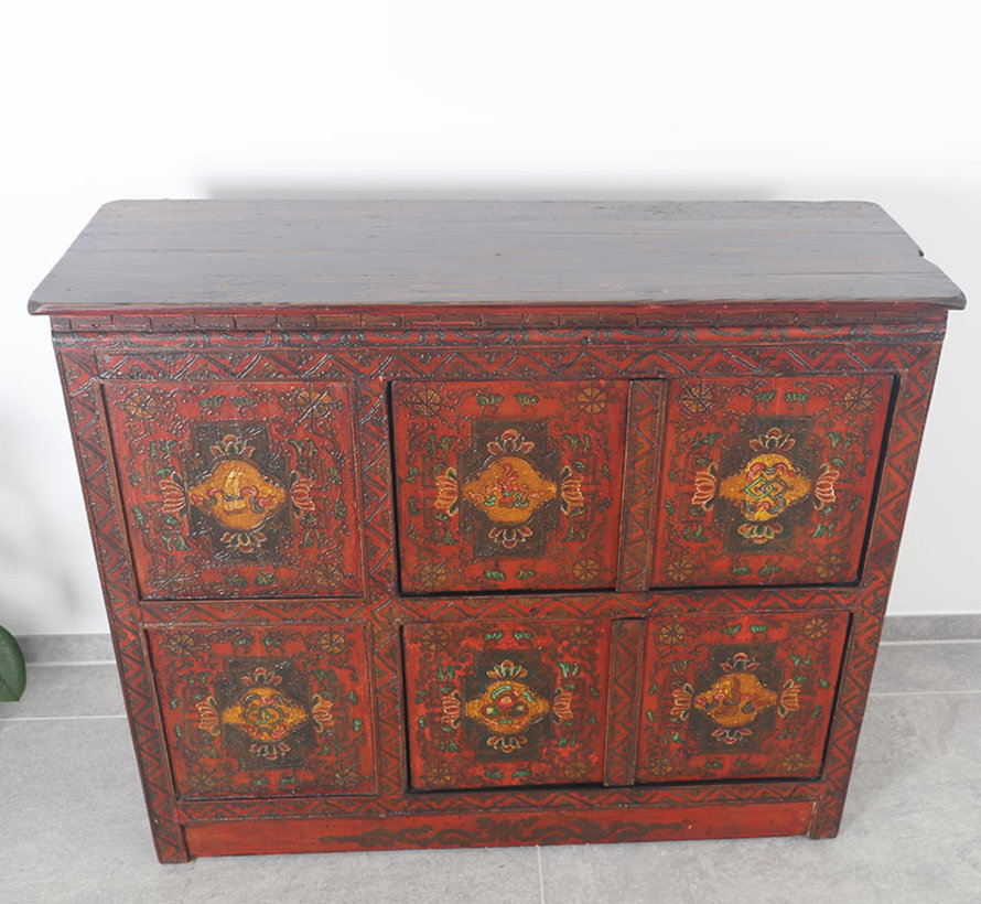 Tibetan chest of drawers with beautiful hand-painted figuren motif