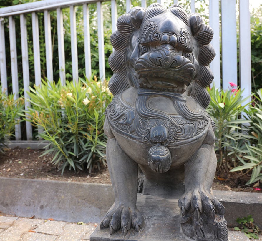 Pair of Fu dogs Guardian lions Temple lion stone figure 80cm H